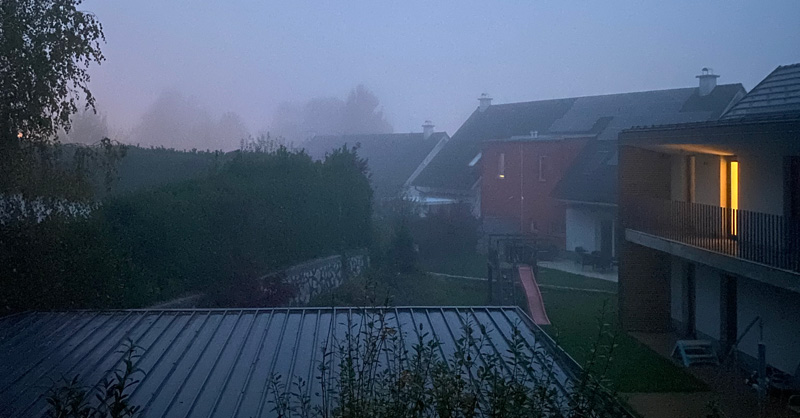 Early morning fog in a suburban neighbourhood